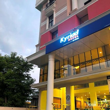 Kyriad Hotel Vijayapura By Othpl Bijāpur Exterior photo