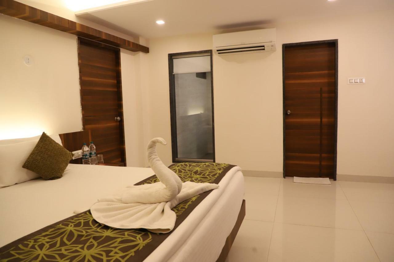 Kyriad Hotel Vijayapura By Othpl Bijāpur Exterior photo
